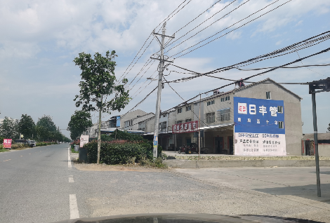 凤县如何能保证墙体广告的醒目性？