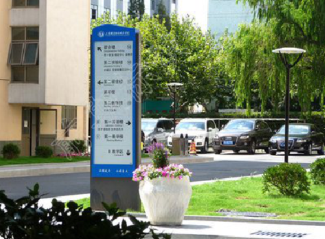 凤县传统的学校标识系统有什么问题？